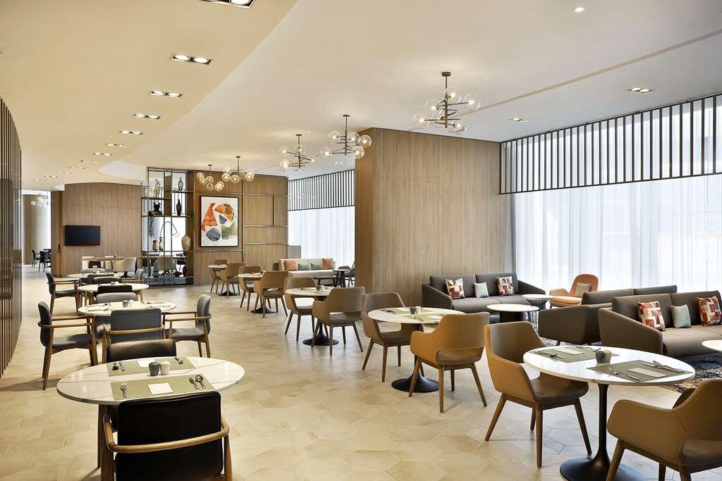 Hilton Garden Inn Dubai Business Bay Restauracja zdjęcie